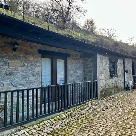 Ninho Do Melro Ii - Vakantiehuis Bragança