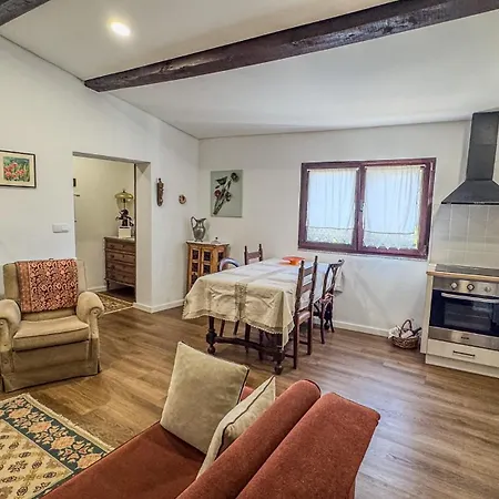 Holiday home Ninho Do Melro Ii - Braganca